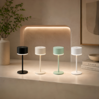 Lampe de table d'ambiance sans fil rechargeable en gros, veilleuse LED portable pour restaurant, café, chambre, extérieur et patio