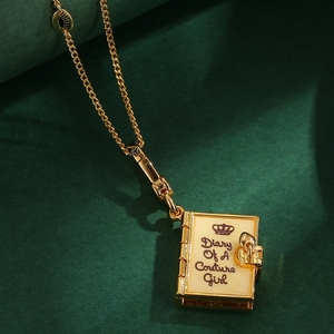 Collana con Ciondolo a Forma di Cuore con Alfabeto Smaltato, Apribile a 3D, a Forma di Libro, per Donna - Product Image 2