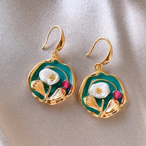 Pendientes de esmalte ovalados chapados en oro Vintage, pendientes de tuerca de flor de perla Puff con pintura al óleo de Palacio, regalo Unisex para mujeres y hombres - Product Image 2