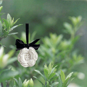 Elegant White Rose Hanging <b>Car</b> Freshener Resin Long Lasting Scent Natural Evaporation No Electricity Needed - Product Image 5