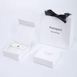 좋은 품질의 흰색 자석 보석 상자 포장 맞춤형 로고 보석 선물 반지 귀걸이 패키지 골판지 상자