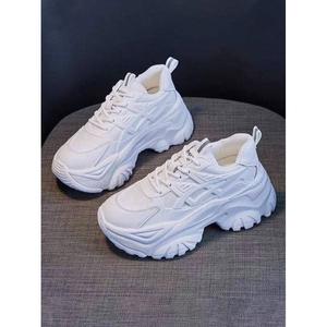 Scarpe Sportive Nere da Donna con Tacco a Zeppa Leggero, Design Comodo e Traspirante, Suola Antiscivolo, Elegante Funzione LED - Product Image 2