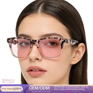 Lunettes de soleil rétro, tendance et à la mode, avec petites lanières, montures complètes, imprimés floraux, pour femmes sexy, et - Product Image 1