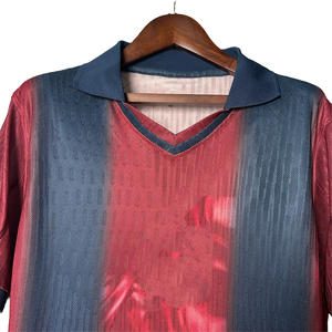 Maglie da <span class=keywords><strong>calcio</strong></span> retrò da <span class=keywords><strong>uomo</strong></span> all'ingrosso con Logo personalizzabile di alta qualità e Design Top cucito <span class=keywords><strong>pantaloncini</strong></span> da taglio automatizzati - Product Image 4