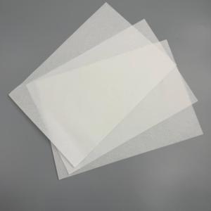 Papier de cuisson naturel blanc de qualité alimentaire en silicone, antiadhésif et résistant à la chaleur pour la cuisson, le rôtissage, la grillade, la cuisson à la vapeur et la congélation - Product Image 1