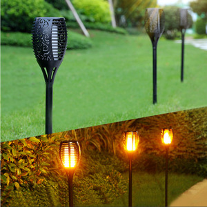 Lampu Dekorasi Taman <span class=keywords><strong>LED</strong></span> Model Obor Otomatis Nyala/Mati Tenaga Surya IP65 Tahan Air Dengan Efek Api Berkedip - Product Image 3