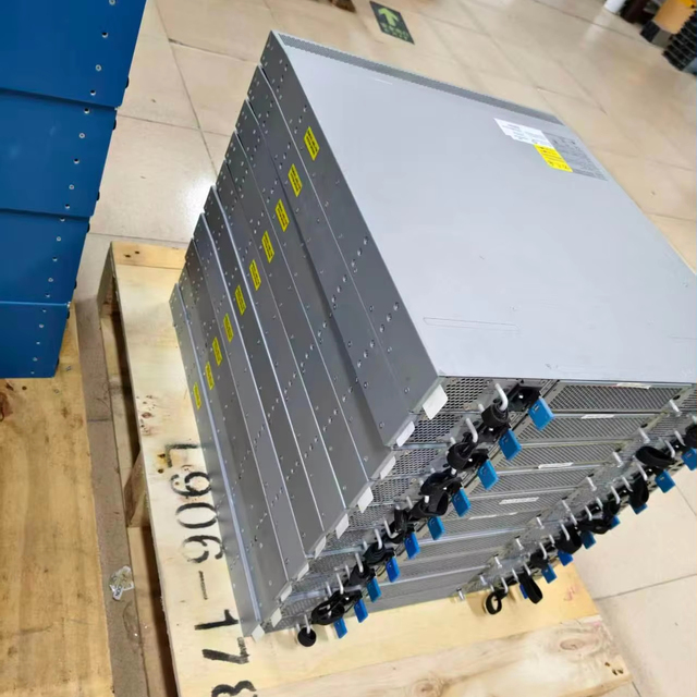Used for N9K-C93180YC-EX Nexus 9000 Series Network Switch 48 6-Pin 10/100/1000Mbps SFP Ports 40G/100G QSFP28 SNMP QoS 3.6