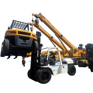 Montacargas Diésel Usado CPCD100 Heli TCM de 10 Toneladas, Modelo 2021, Motor ISUZU de 84KW, 1 Año de Garantía, Origen China, Disponible en Shanghái - Product Image 1