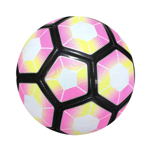 ลูกฟุตบอลฝึกซ้อมเย็บด้วยเครื่องจักร PVC ขนาด 5 สำหรับเด็กและเยาวชนเพื่อการพักผ่อนหย่อนใจ - Product Image 2