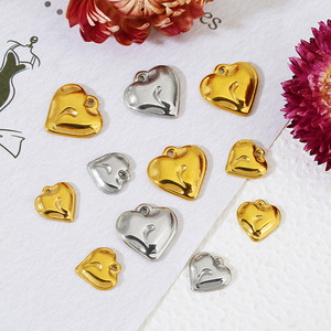 Colgante de Corazón de Acero Inoxidable, Chapado en Oro y Plata, Forma de Amor, Accesorios de Joyería para DIY, Pulseras y Collares, Venta al por Mayor - Product Image 1