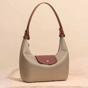 Sac fourre-tout tendance en nylon imperméable pour femme, sac à déjeuner avec fermeture éclair en polyester - Product Image 2