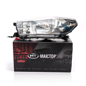 Piezas automotrices para Toyota Hilux ROCCO Hilux Revo modelo base 2016, faros halógenos - Product Image 2