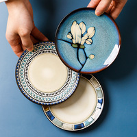 Assiettes de service rétro en céramique peintes à la main, motif rayé, plusieurs couleurs, compatibles micro-ondes, avec glaçure transformée au four, vente en gros