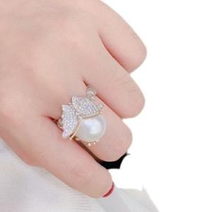 Anillo de Perlas Redondas de 12-13 mm con Frente Esmerilado Impecable, Versátil y Comparable a las Perlas Blancas Naturales Australianas - Product Image 5