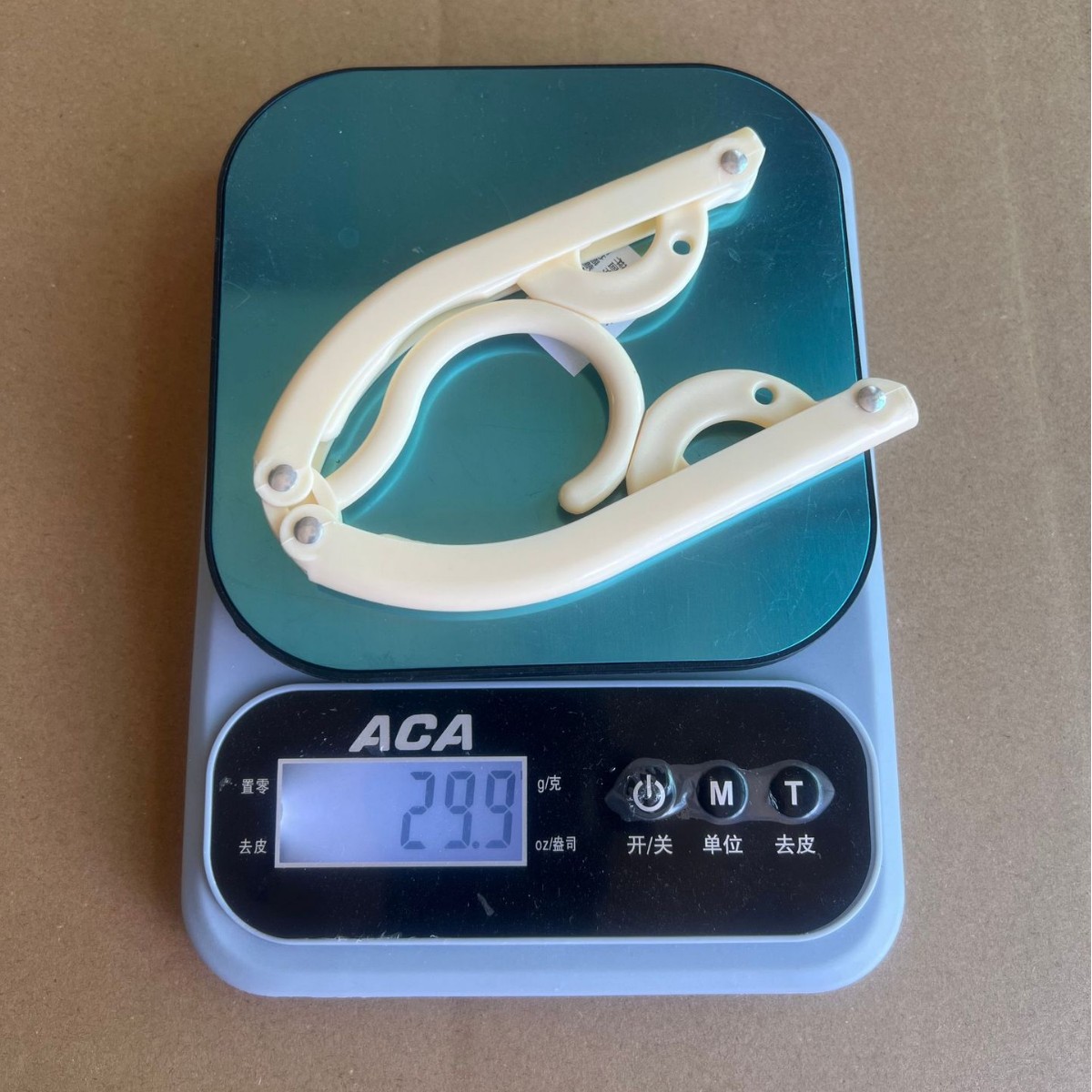 Beige [Estilo Remache] Aproximadamente 30 gramos