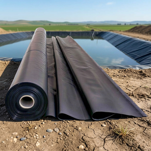 แผ่นเมมเบรน HDPE สำหรับบุบ่อเก็บน้ำ มาตรฐาน ASTM GRI GM13 ป้องกันน้ำรั่วซึม สำหรับการเพาะเลี้ยงสัตว์น้ำ การเก็บน้ำ และการชลประทาน - Product Image 1