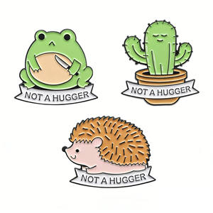 Groothandel zakelijke geschenken gepersonaliseerde schattige cactus egel kikker zwart nikkel emaille pin voor kleding en geschenken - Product Image 1