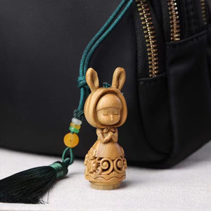 Colgante de Bolsillo Hueco Dream Rabbit Girl de 6.5cm, Llavero, Amuleto para Teléfono Móvil, Decoración para Bolsos, Bola de Fragancia de Sándalo Verde - Product Image 5