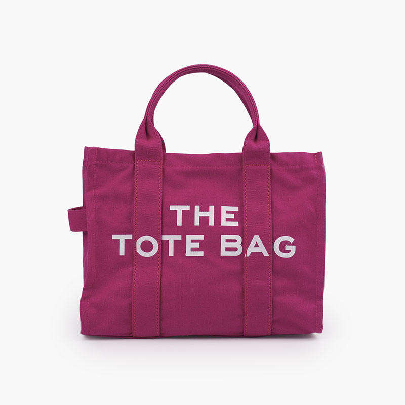 Toile rouge tie-dye