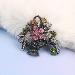 Broche de Diseño Floral Barroco de Lujo para Hombre y Mujer, Regalo Sorpresa para Parejas en Bodas y Festivales - Product Image 1