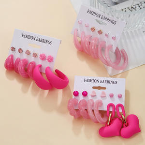 2025 <b>Fashion</b> Boutique New <b>Fashion</b> C Shape Multi Color <b>Earrings</b> Assembly Simple Resin Acrylic <b>Hoop</b> <b>Earrings</b> Set for Women - Product Image 4