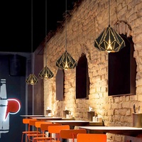 Suspension LED industrielle rétro en fer forgé, style commercial, pour restaurant, bar, ou magasin de hot pot et barbecue, design ajouré, tête unique, garantie 2 ans