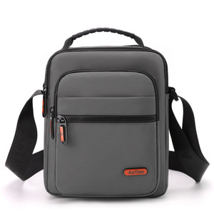 OEM Wholesale Professional <b>Men</b> <b>Bag</b> Coated Fabric Modern Trendy Cases Travel <b>Toiletry</b> Cosmetic Messenger <b>Bags</b> With Handle - Product Image 2