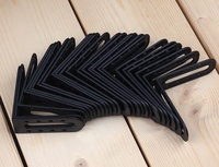 Les outils professionnels du système de nivellement des carreaux sont des clips utilisés avec des carreaux de céramique pour positionner et laisser la couture