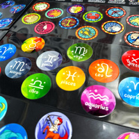 Transferts UV Plastisol PET prêts à l'emploi pour usine, motifs de dessins animés - Livraison rapide, prix bas, support des commandes en gros