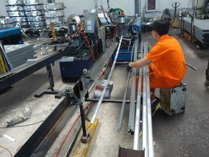 Perfil de acero galvanizado Omega, <span class=keywords><strong>vigueta</strong></span>,angulo para techo de panel de pvc - Product Image 4