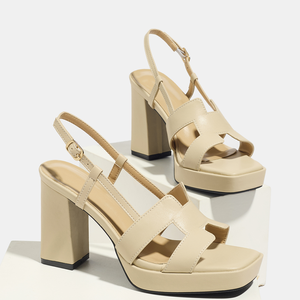 <span class=keywords><strong>Sandali</strong></span> da <span class=keywords><strong>Donna</strong></span> con Tacco Quadrato, Design Elegante a Punta Aperta con Dettagli Traforati, Perfetti per Gala, Feste, Discoteche e Matrimoni - Product Image 1