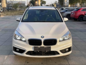 Venta al por Mayor de <span class=keywords><strong>BMW</strong></span> <span class=keywords><strong>Serie</strong></span> <span class=keywords><strong>2</strong></span> Gran <span class=keywords><strong>Tourer</strong></span> 2015 218i Usados, Paquete de Diseño Deportivo, Inventario de Concesionario, Monovolumen para Exportación, Autos de Segunda Mano - Product Image 2