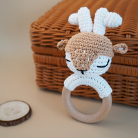 Jouet de Noël en forme de renne de style dessin animé, adorable amigurumi inspiré de Rudolph pour la décoration des fêtes, cadeau festif pour la famille