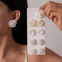 10 buah Anting Mutiara Gaya Pantai - Menawan dan Modis, Sempurna untuk Menambah Sentuhan Elegan pada Penampilan Anda.