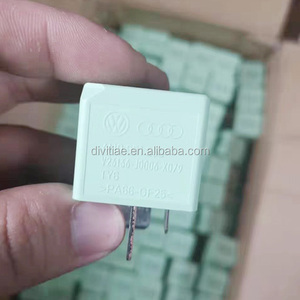 2E0937099D 191911251 171919505 171919505A 141951253A 141951253B 4H0951253A 4H0 951 253 A 645 Cầu Chì Rơle Ô Tô Đa Năng - Product Image 2