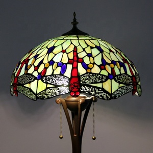 Lámpara de Pie Estilo Tiffany LongHuiJing de 63 Pulgadas de Altura, con Vidrio de Colores y Diseño Floral, para Dormitorio, Sala de Estar, Lectura, Restaurante - Product Image 5