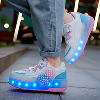 Chaussures à roulettes réglables à 2 roues pour enfants, prix d'usine en gros, chaussures de skate d'extérieur de haute qualité avec lumières LED clignotantes
