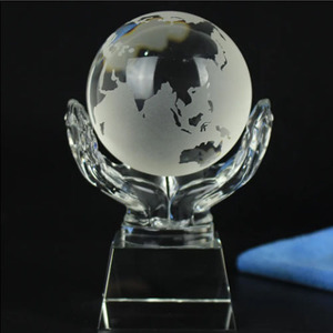K9 <b>Crystal</b> <b>Ball</b> Ornament With Internal Engraving Globe Design Business Gift For Team Cooperation Award - Product Image 1
