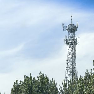 5g Outdoor Tv Cell Phone Galvanizing Communication <span class=keywords><strong>Tower</strong></span> Satélite Microondas Rádio Antena Angle Steel <span class=keywords><strong>Tower</strong></span> - Product Image 2