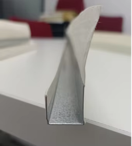 Protections de bord en <span class=keywords><strong>acier</strong></span> enduites de papier <span class=keywords><strong>industriel</strong></span> idéales pour la protection de coin de cargaison - Product Image 2