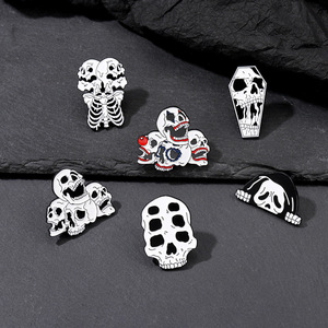 Hip Hop Punk Schwarz Weiß Pompous Emaille Pins Mehrere Skelett Clown Broschen Rucksack Revers Hüfte Schmuck Geschenke Souvenir - Product Image 2