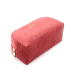 Sac d'emballage de soins de la peau cosmétique de luxe personnalisé en usine avec logo nouvelle liste sac de maquillage de voyage sac de velours OEM pour bijoux