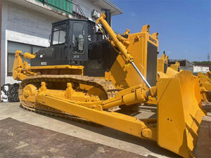 Bulldozer d'occasion SHANTUI SD32 de 37 tonnes pour travaux de terrassement en complexe commercial, à moteur Cummins, pompe MOOG, roulement et moteur HAWE, à faible consommation d'énergie - Product Image 2