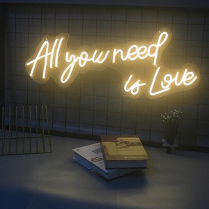 Letrero de neón de boda LED mate Letra Todo lo que necesitas es amor Letrero de neón personalizado - Product Image 1