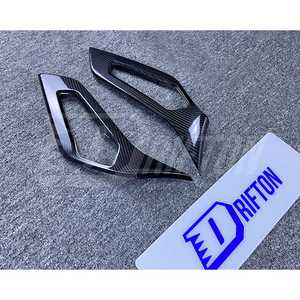 Kits d'intérieurs en fibre de carbone sèche de remplacement Poignées de porte pour Lamborghini Aventador - Product Image 4