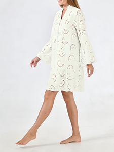 Robe décontractée en coton tricoté beige, coupe ample, col en V, manches évasées, brodée, lavable, collection Printemps/Été/Automne 2026 - Product Image 5
