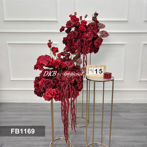 Arreglo Floral de 40 cm con Bola de Flores Artificiales de Borgoña de Moda 2026, Mezcla de <span class=keywords><strong>Rosas</strong></span> Rojas, Anturios y Amaranto Colgante - Product Image 2