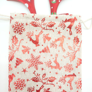 Sacs cadeaux en tissu avec cordon de serrage de luxe pour Noël, nouveau design imprimé, sac promotionnel - Product Image 6