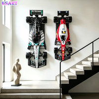 Sculpture de voiture de course F1 grandeur nature en fibre de verre, modèle de voiture de course, ornement mural pour la décoration de villas de luxe et de clubs automobiles