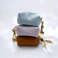 Porte-sacs à déjections pour animaux de compagnie en cuir PU, distributeur de sacs à déjections pour chien, accessoires de nettoyage pour animaux de compagnie portables pour l'extérieur